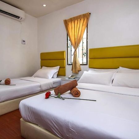 Rose Cottage Hotel Bandar Seri Alam Джохор-Бару Екстер'єр фото